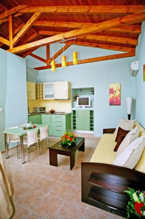 PIERIDES SUITES